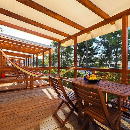 Mediteran Travel Mobile Homes Trogir - Ciovo Арбания Экстерьер фото