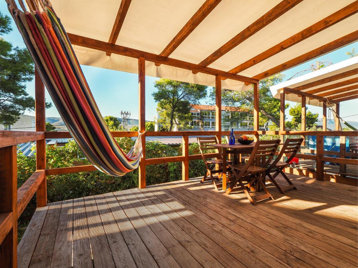 Mediteran Travel Mobile Homes Trogir - Ciovo Арбания Экстерьер фото