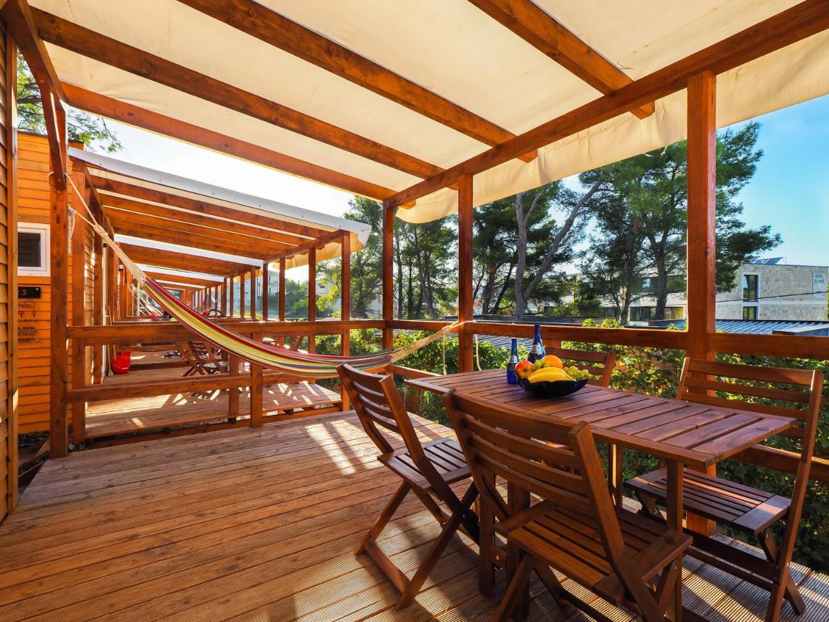 Mediteran Travel Mobile Homes Trogir - Ciovo Арбания Экстерьер фото