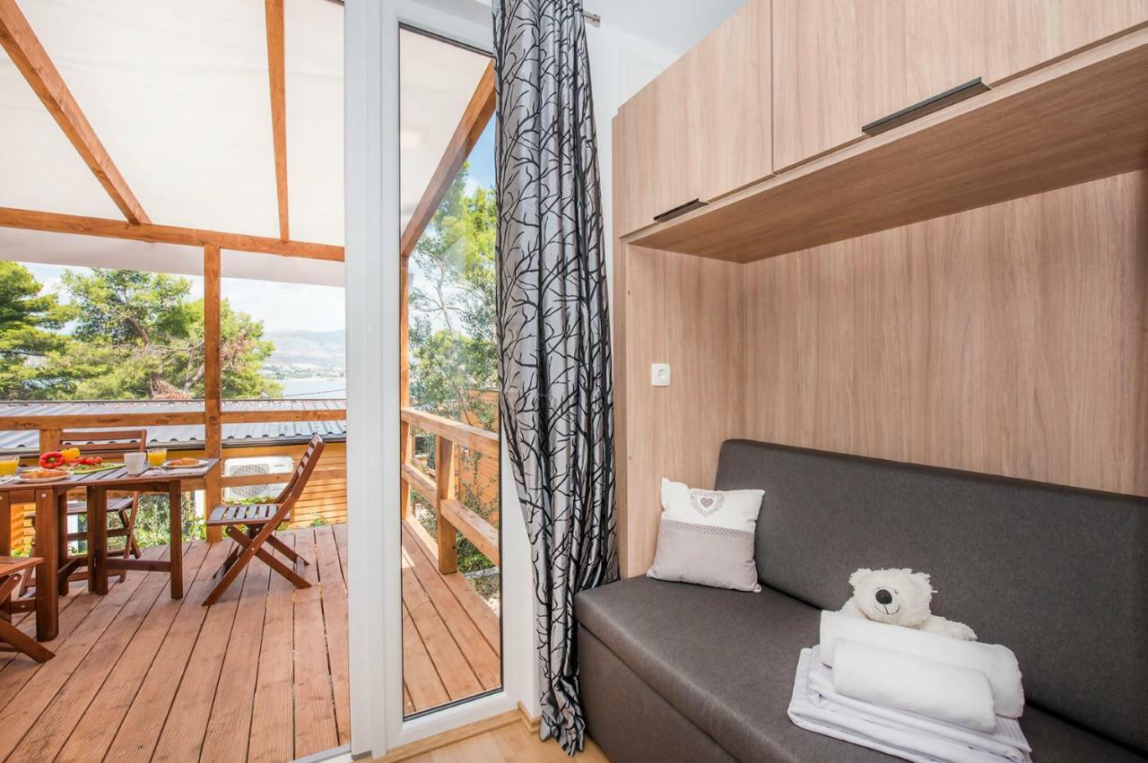 Mediteran Travel Mobile Homes Trogir - Ciovo Арбания Экстерьер фото