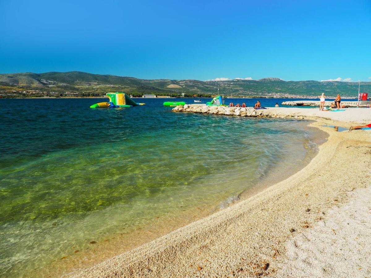 Mediteran Travel Mobile Homes Trogir - Ciovo Арбания Экстерьер фото